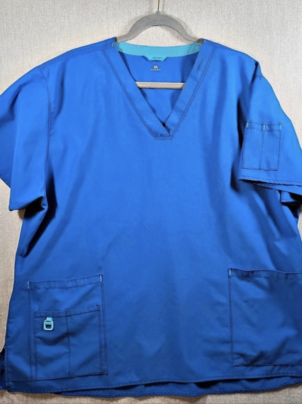 Carhartt Women's Blue Short Sleeve Scrub Top Size 3X, Good Condition